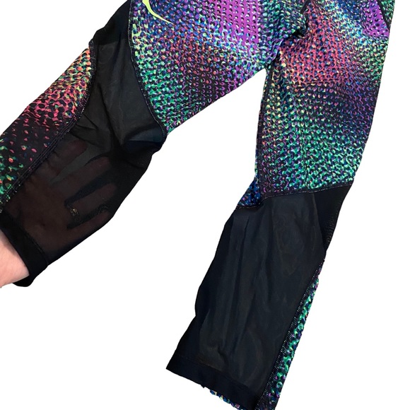 Nike Pro Hypercool Multicolor Print, Black Sheer Mesh Insets Cropped Leggings,M - Picture 8 of 16